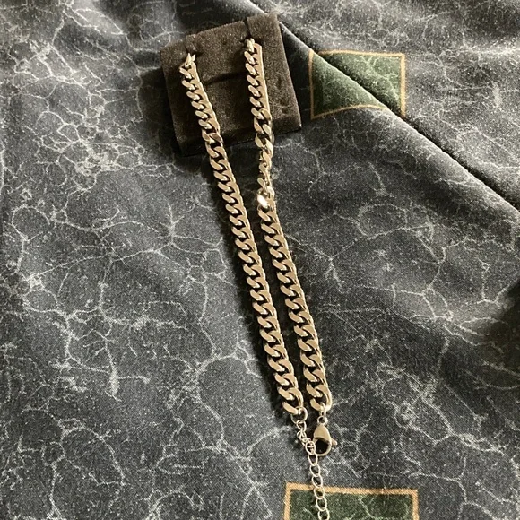 PLAYBOY x Dalmata Necklace - Picture 5 of 5